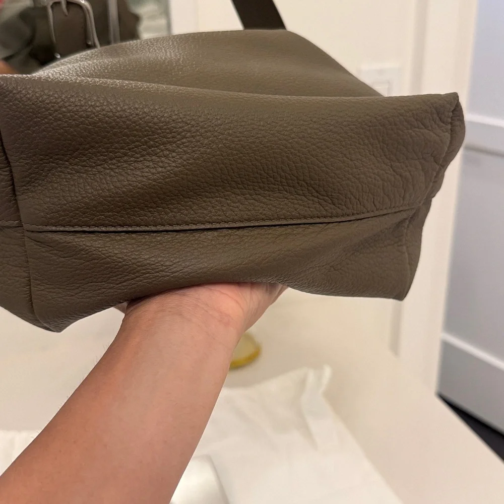 The Row Isa shoulder bag - Picture 5 of 5